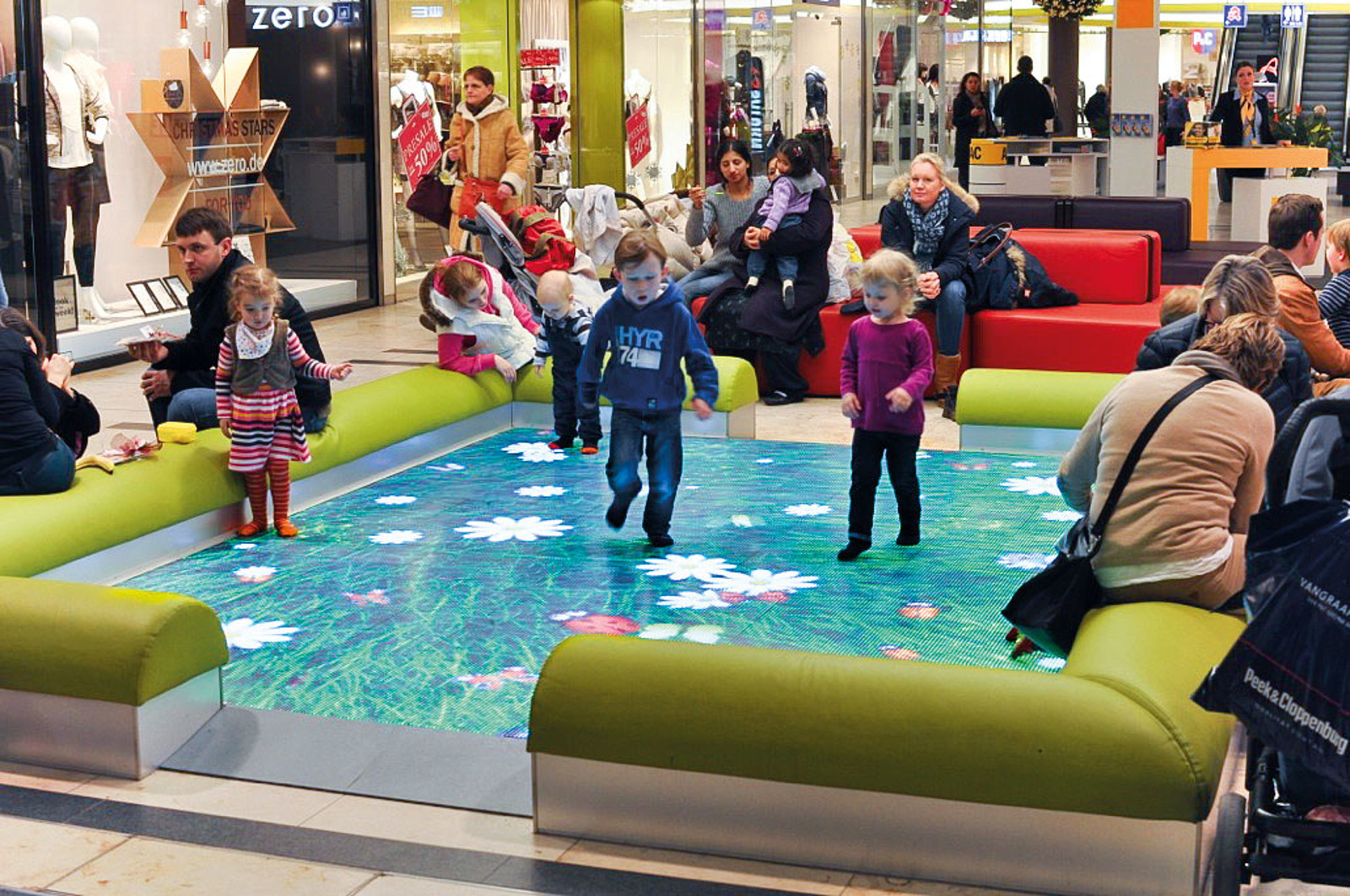 living LED plaza XXL architectural interactive floors vertigo